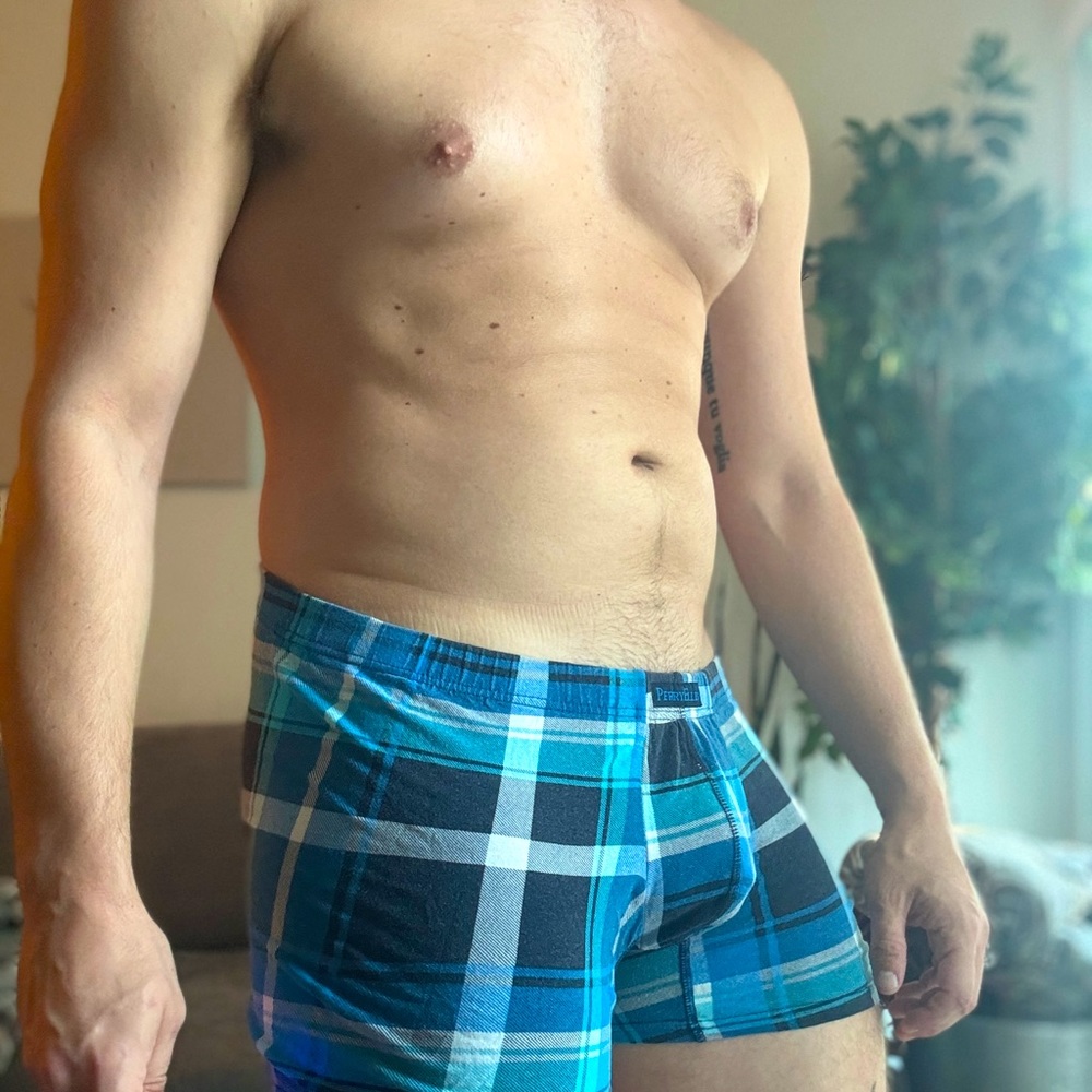 Men’s Perry Ellis Boxer Breifs